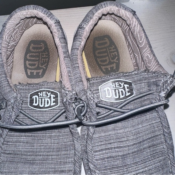 Hey Dude Big Kids Gray Shoes size 1 - Picture 6 of 6